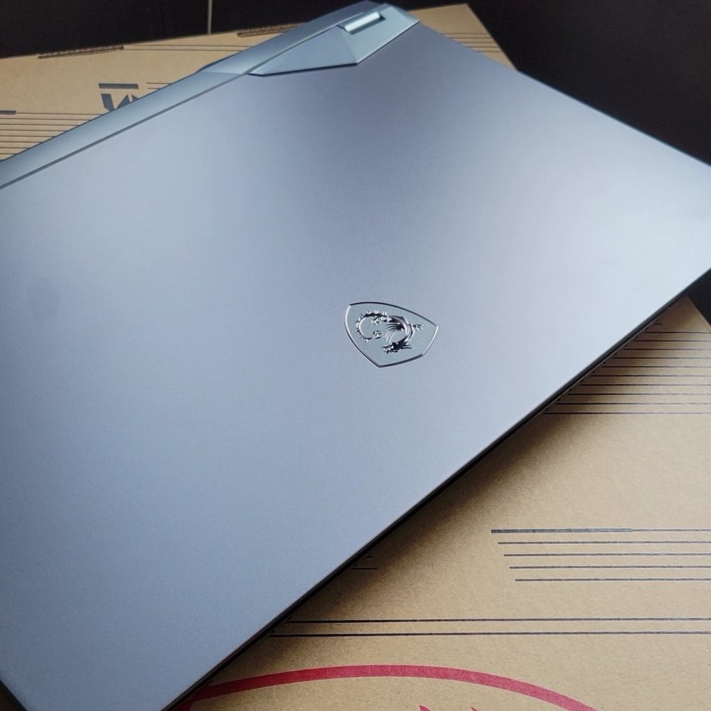 MSI GE76 Raider - RTX 3080ti - 17.3" 240Hz Gaming Laptop!